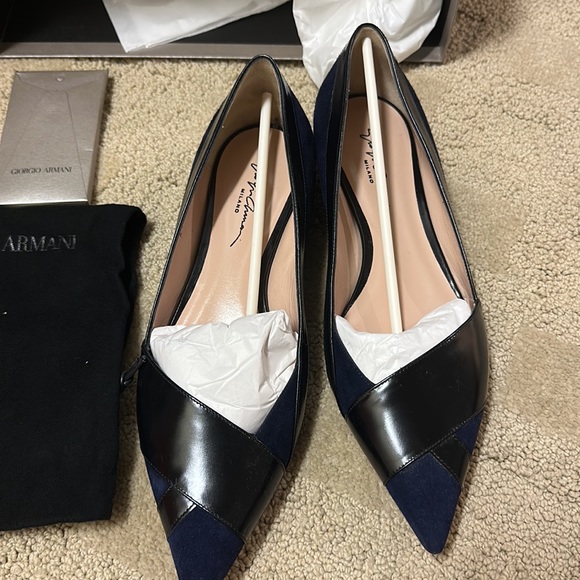 Brand new authentic Giorgio Armani shoes - Picture 3 of 6